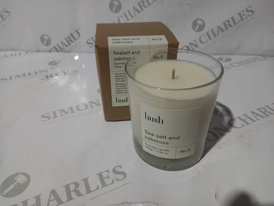 BOXED HUSH SEASALT AND OAKMOSS NO.5 SCENTED CANDLE