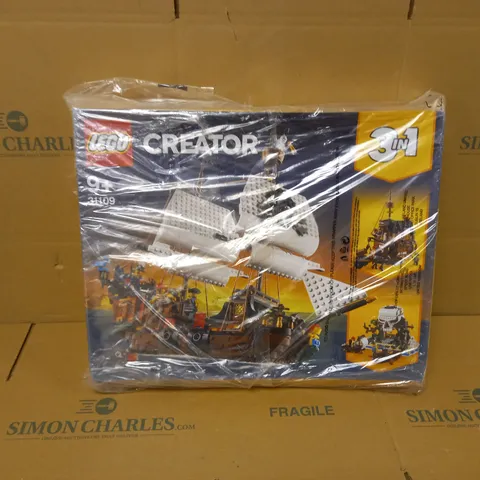 LEGO CREATOR SET - PIRATE SHIP