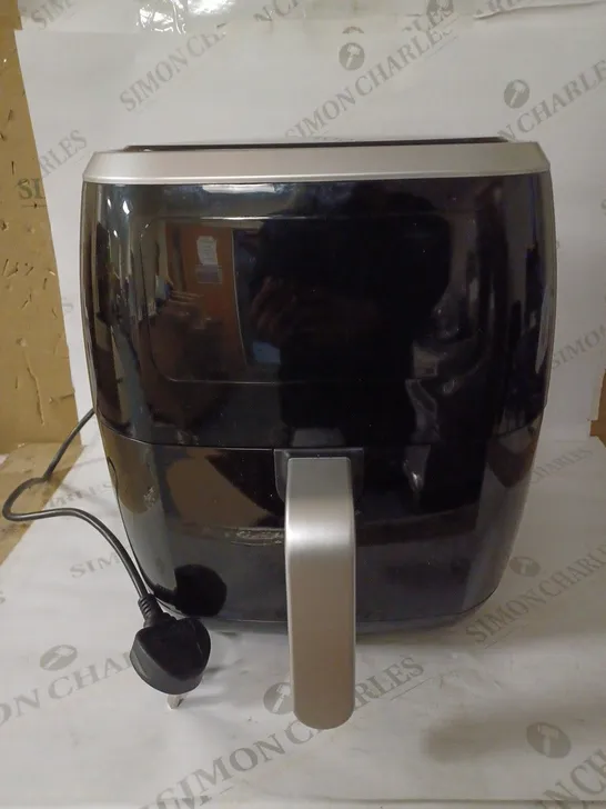 AMAZON BASICS 6-LITRE AIR FRYER