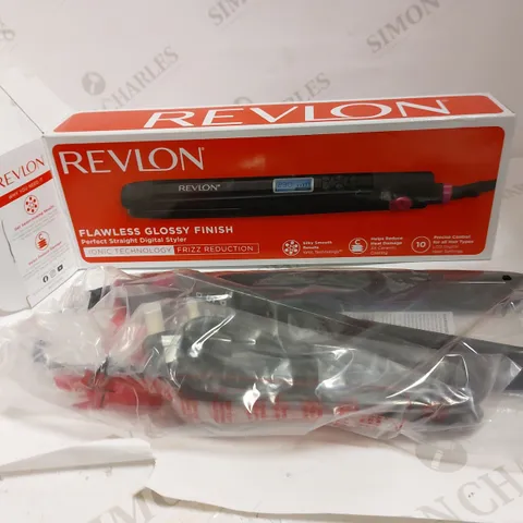 REVLON FLAWLESS GLOSSY FINISH PERFECT STRAIGHT DIGITAL STYLER 