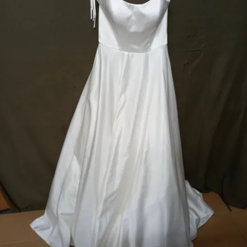 WHITE WEDDING DRESS - SIZE 12