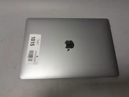 APPLE MACBOOK AIR - A2337 