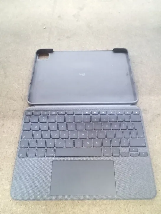 BOXED LOGITECH TABLET CASE WITH KEYBOARD 