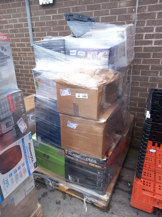 PALLET OF APPROXIMATELY 20 ASSORTED PRODUCTS TO INCLUDE;