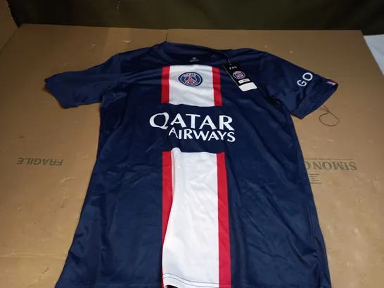 PSG `MBAPPE` FOOTBALL TSHIRT - SIZE S