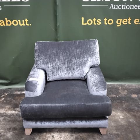 QUALITY BRITISH DESIGNER LOUNGE CO. SILVER FABRIC ARMCHAIR
