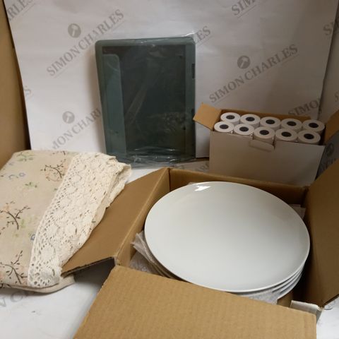 LOT OF 7 ASSORTED HOUSEHOLD ITEMS, TO INCLUDE TABLET CASE, THERMAL ROLL, JOHN LEWIS SIDE PLATES, ETC