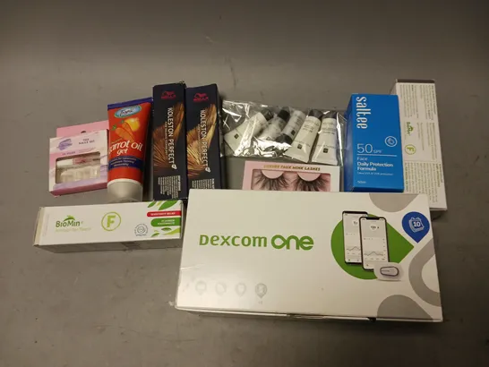 BOX OF APPROXIMATELY 15 COSMETIC ITEMS TO INCLUDE AMANDE SUPPLE SKIN OIL, PURECACAO THERMOMASK, AND NIVEA MAKEUP REMOVER ETC. 