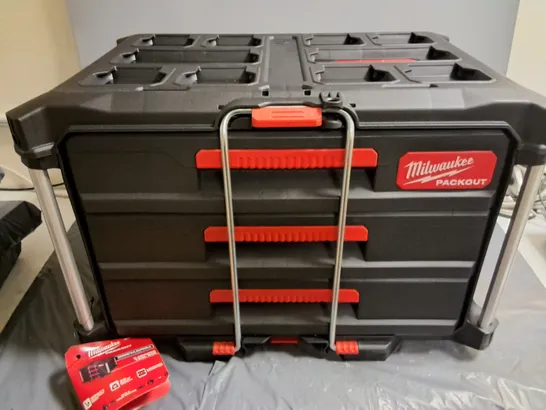 MILWAUKEE PACKOUT 3-DRAWER TOOLBOX