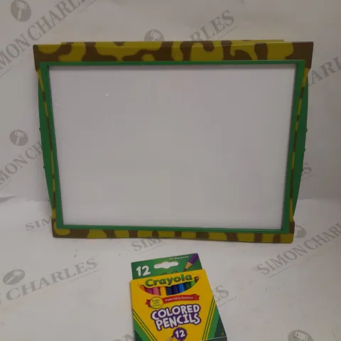 CRAYOLA LIGHT UP TRACING PAD 