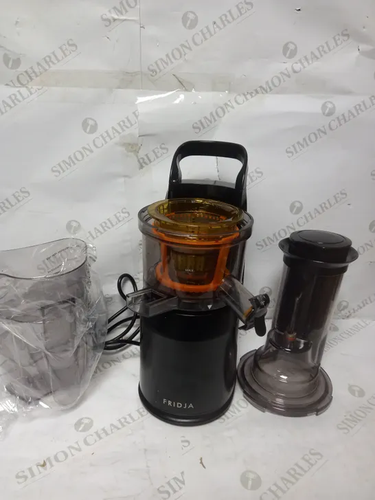 FRIDJA MASTICATING JUICER - BLACK (F1900)