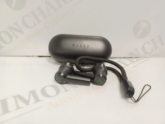 BOXED RAZER HAMMERHEAD TRUE WIRELESS EARBUDS 