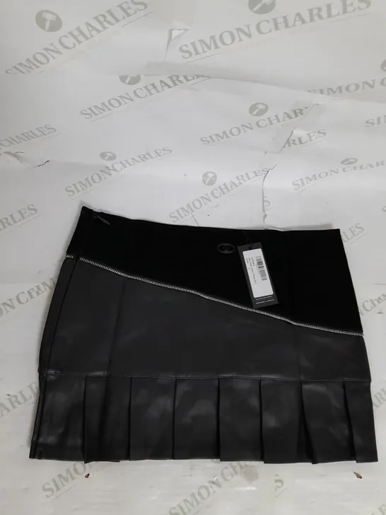 LUXE TO KILL VEGAN LEATHER PLEATED SKIRT IN BLACK SIZE 10 