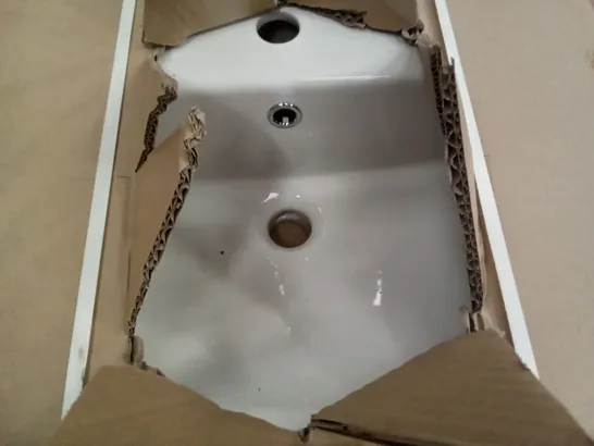 BOXED COOKE & LEWIS AFFINI 1 TAP HOLE SEMI RECESSED BASIN