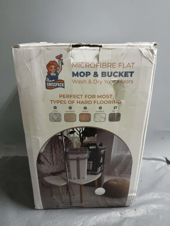 BOXED SWISSPACK MICROFIBRE FLAT MOP & BUCKET IN WHITE/GREY 