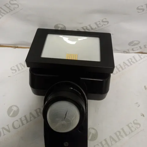 STEINEL LS 150 SENSOR SWITCHED LED FLOODLIGHT 