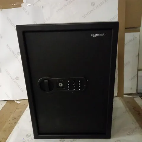 AMAZON BASICS HOME SAFE - 51 L