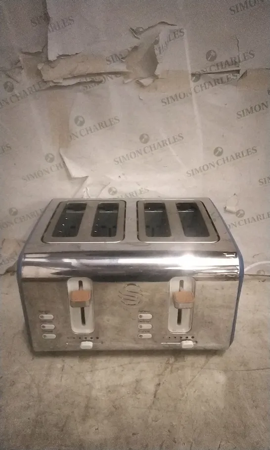 BOXED SWAN 4 SLICE TOASTER - CHROME/BLUE