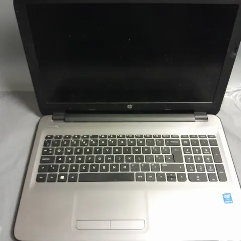 UNBOXED HP TPN-C125 INTEL I3 LAPTOP