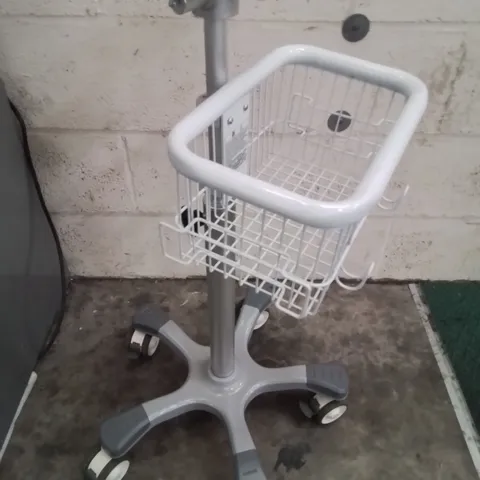 HEIGHT ADJUSTABLE WHEELED STAND