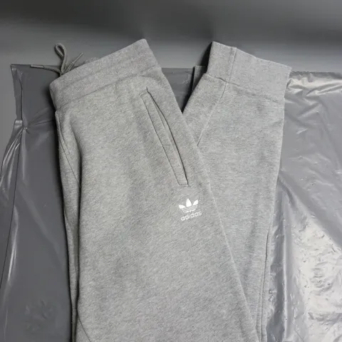 ADIDAS PRIMEGREEN SWEATPANTS IN LIGHT GREY SIZE M