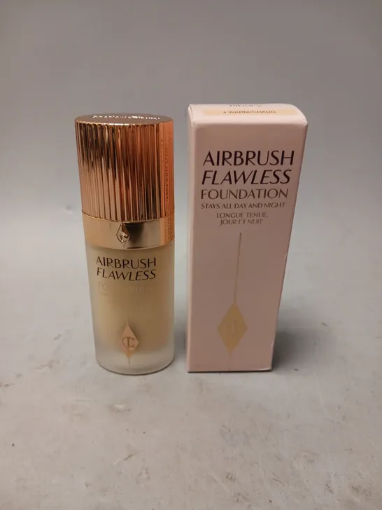 BOXED CHARLOTTE TILBURY AIRBRUSH FLAWLESS FOUNDATION IN 4 WARM/CHAUD 30ML