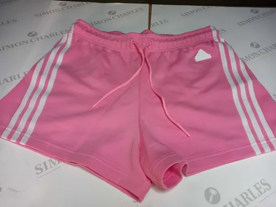 ADIDAS SPORT PERFORMANCE - GYM & RUNNING SHORTS - PINK - W FI 3S SHORT - GYM WEAR