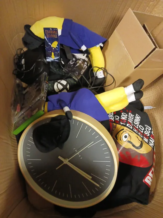 LARGE BOX OF ASSORTED ITEMS TO INCLUDE CHARGING CABLE, PLUSH TEDDIES AND CDS