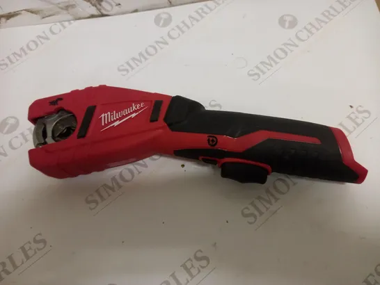 MILWAUKEE C12PC PIPE CUTTER