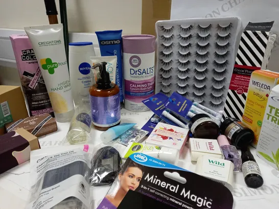 ASSORTMENT OF PREMIUM BRANDED HEALTH AND BEAUTY ITEMS APPROX. 30 ITEMS 