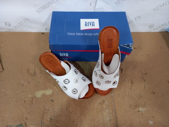 BOXED PAIR OF RIVA CLASSIC WEDGE SHOES SIZE 38