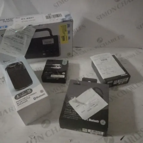 LOT OF APPROX 5 ASSORTED ITEMS TO INCLUDE SPEAKER, RADIO, WIRELESS EARPHONES