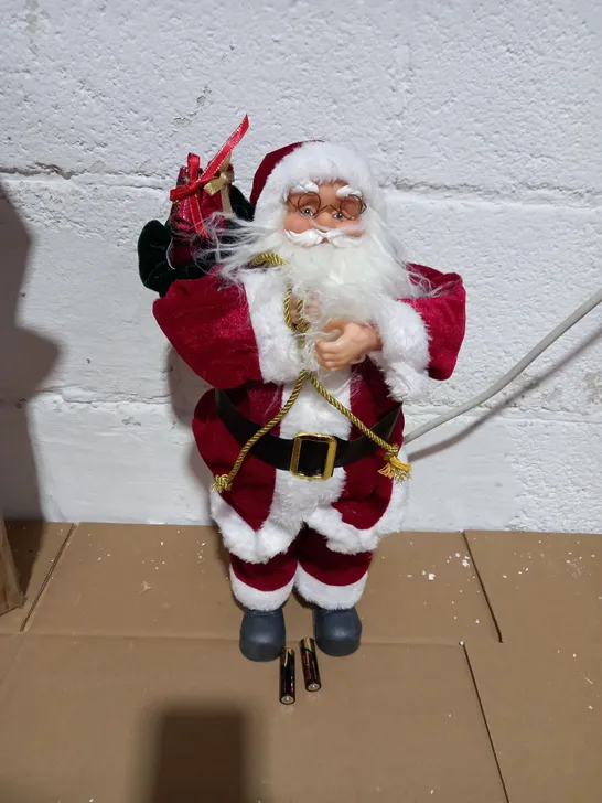 FESTIVE PRE LIT SANTA TRADITIONAL 43CM