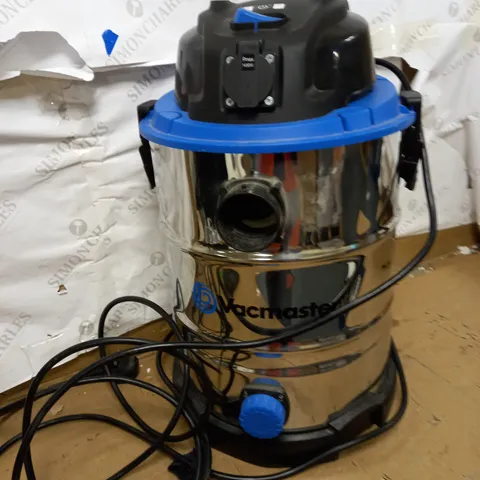 VACMASTER WET AND DRY VACUUM CLEANER 