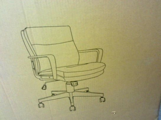 BOXED PLUTO OFFICE CHAIR