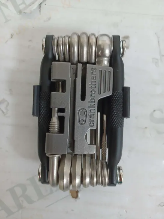 crankbrothers m20 multitool 