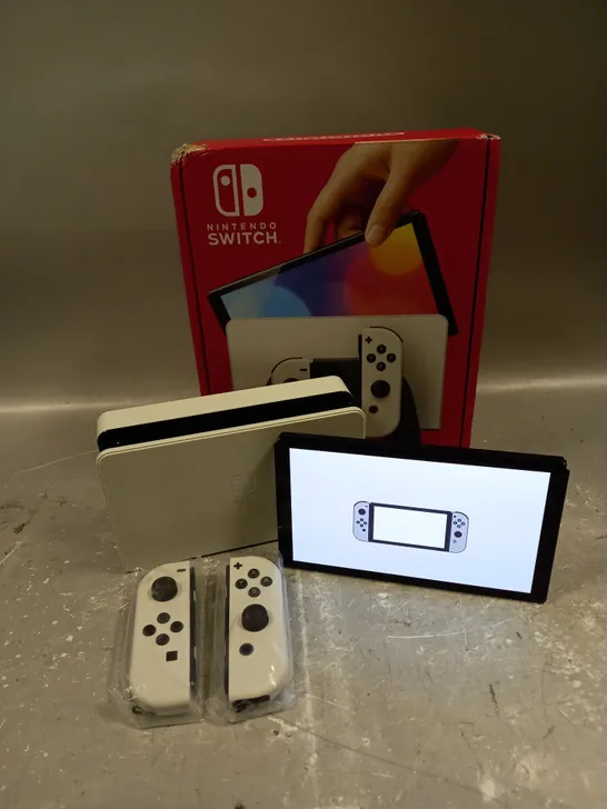 BOXED NINTENDO SWITCH GAMING CONSOLE 