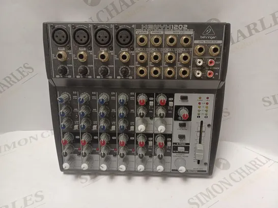 BEHRINGER XENYX 1202 MIXER