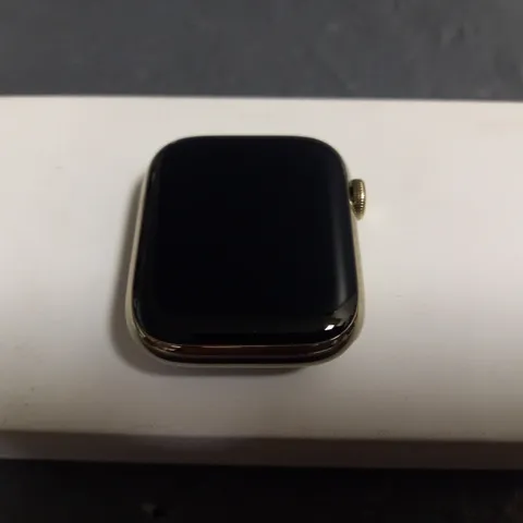 APPLE WATCH SERIES 7 45MM 