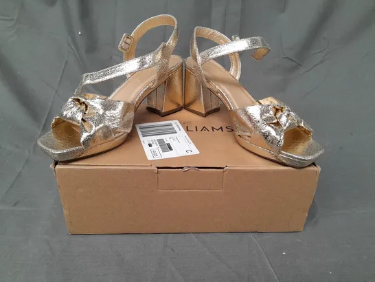 BOXED PAIR OF JD WILLIAMS OPEN TOE BLOCK HEEL SANDALS IN METALLIC GOLD UK SIZE 5