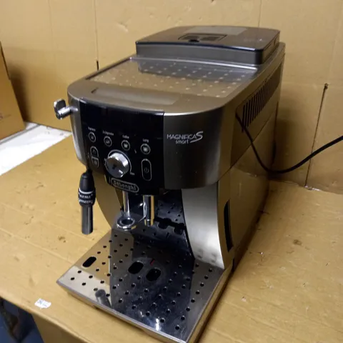 DELONGHI MAGNIFICA S SMART COFFEE MACHINE