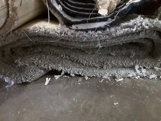 ROLL OF QUALITY GREY CARPET