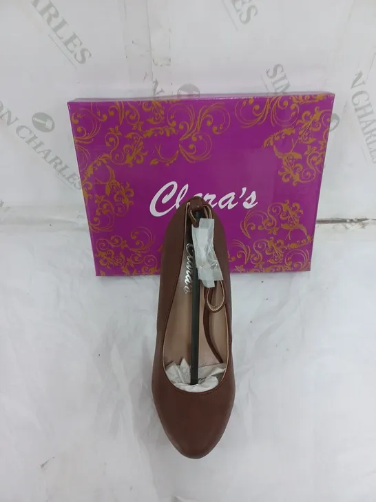 APPROXIMATELY 10 PAIRS OF BOXED CLARAS CAFE HEELS IN VARIOUS SIZES 