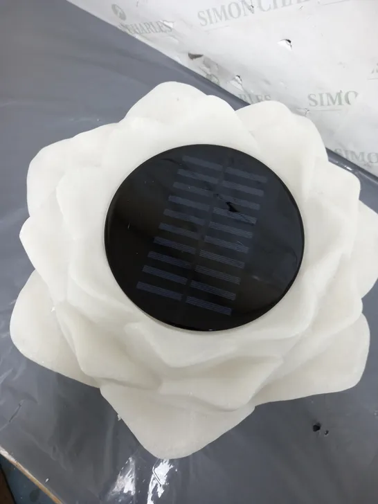 BOXED MY GARDEN STORIES LARGE LED LOTUS LIGHT