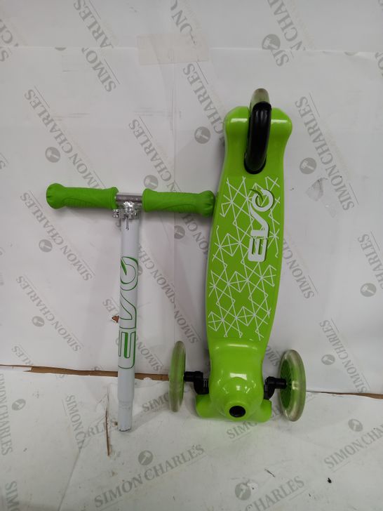 EVO LIGHT UP MOVE N GROOVE LIME - SCOOTER RRP £24.99