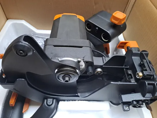 BOXED EVOLUTION MULTI-MATERIAL CUTTING SLIDING MITRE SAW