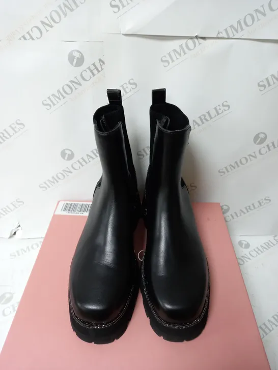 MODA IN PELLE GERRI BLACK LEATHER UK 6 - BOXED 