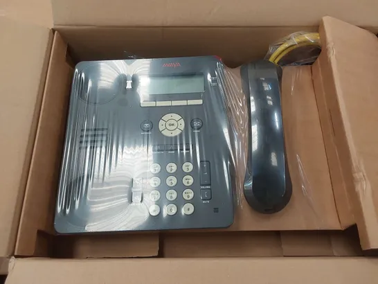 BOXED AVAYA COMMERCIAL OFFICE PHONE 