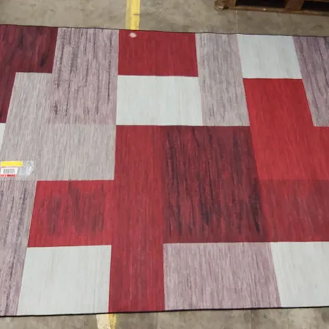 ASFA GEOMETRIC RED AREA RUG // 160 X 230CM