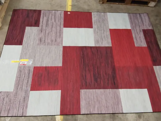 ASFA GEOMETRIC RED AREA RUG // 160 X 230CM